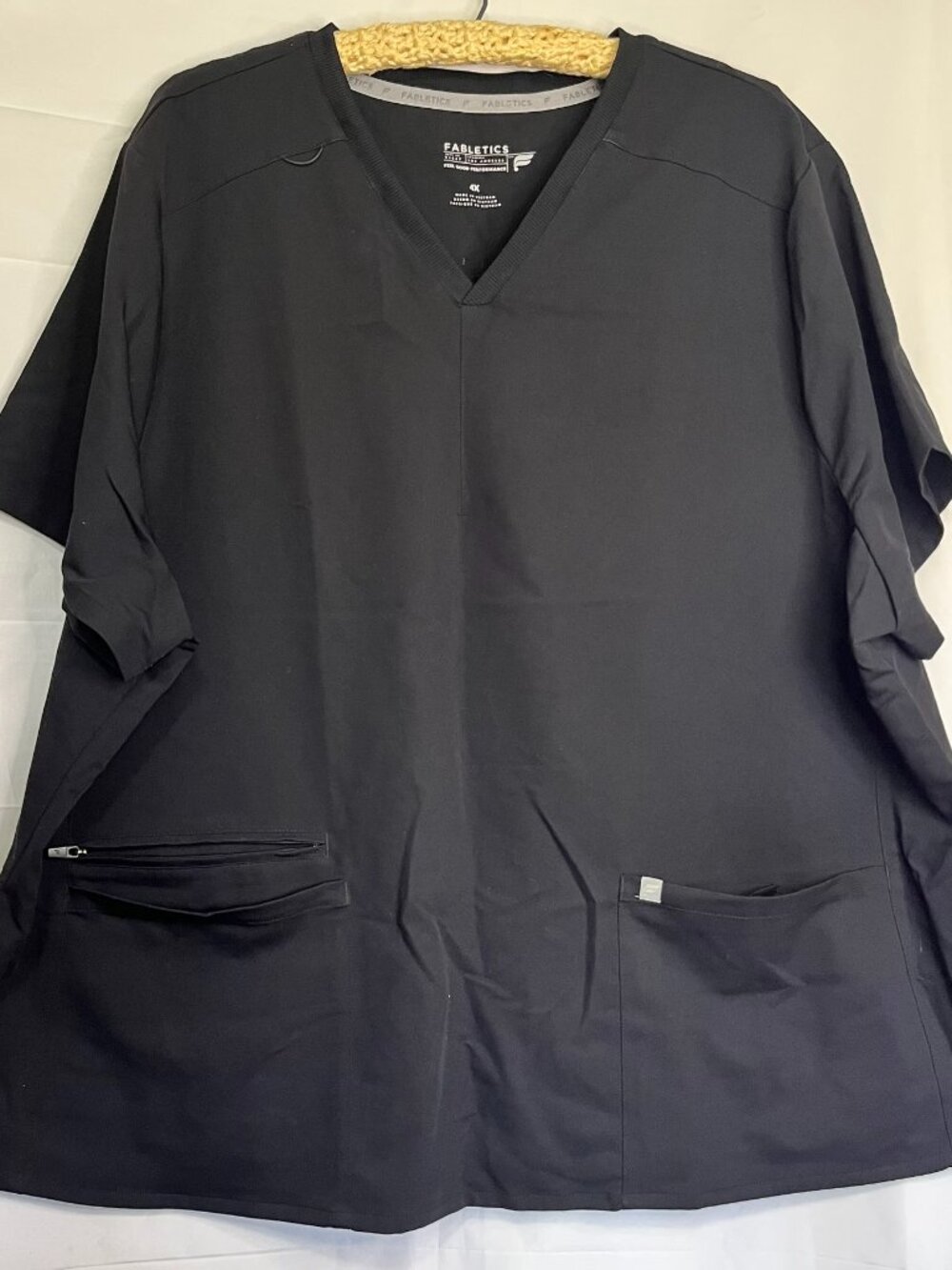 Fabletics Shirt Women's 4XL Feel Good Performance Scrub Top Stretch, Black